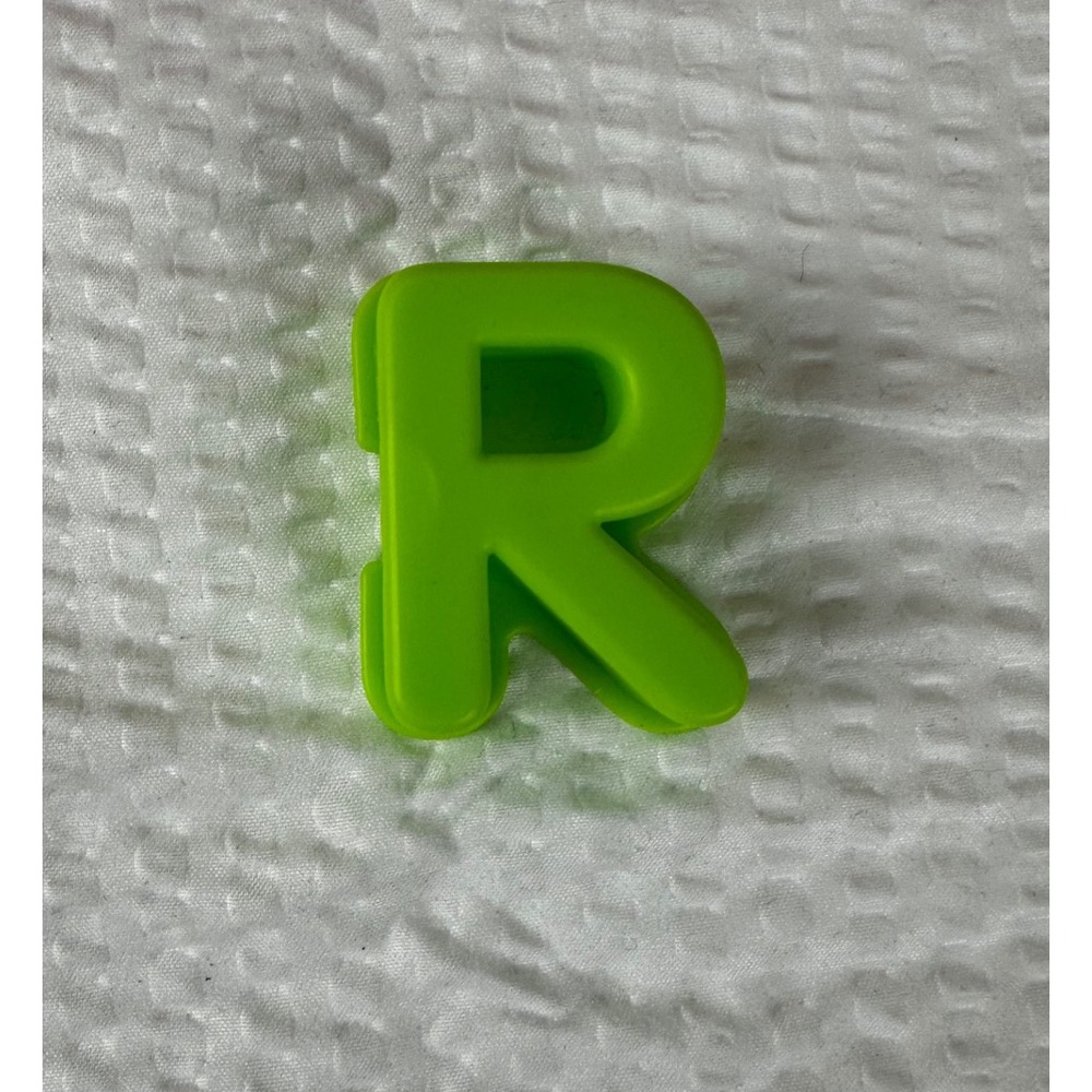 Letter "R" for Elmo On The Go learning game.